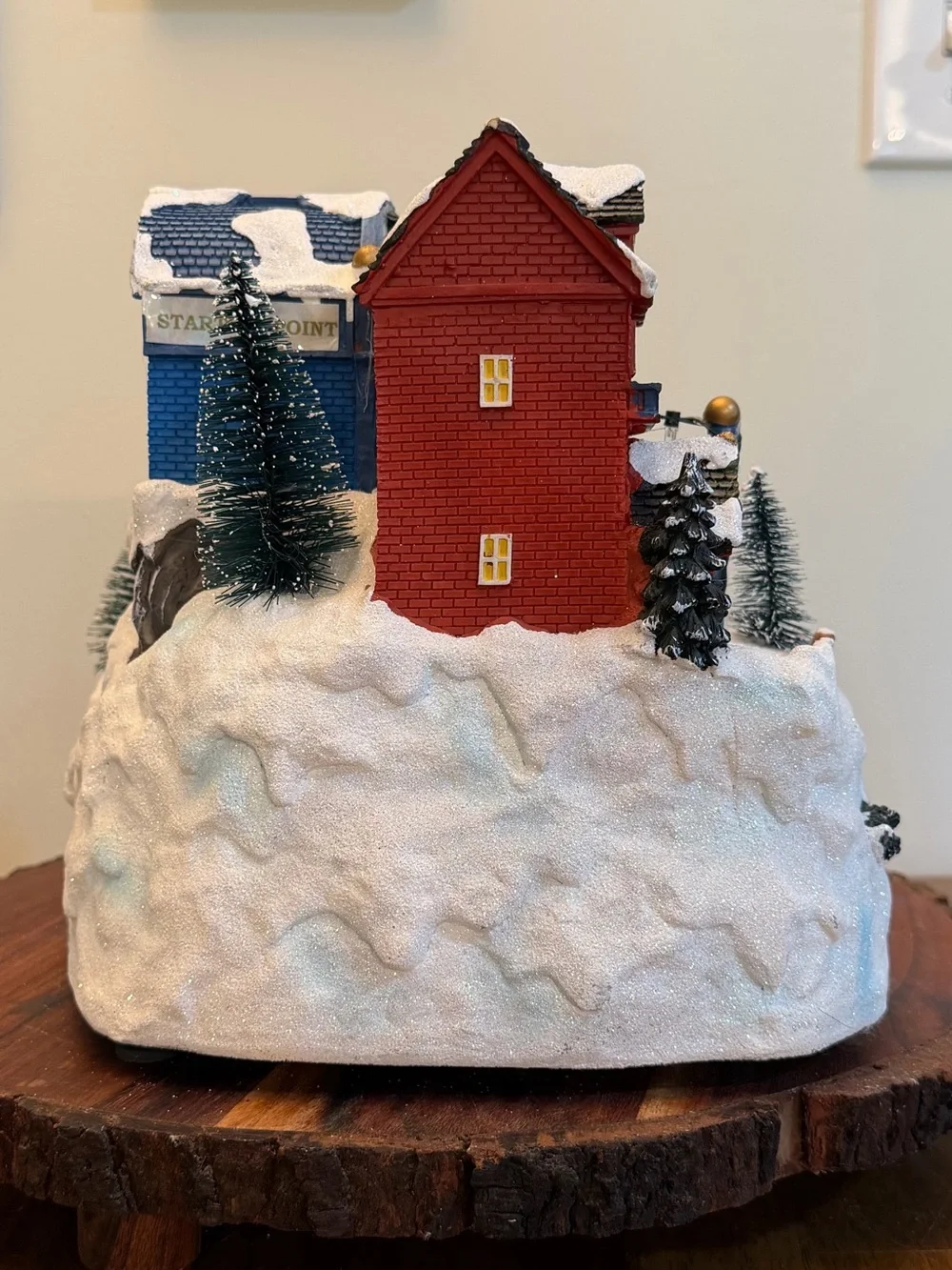 St Nicholas Square Holiday Hills Ski Village Music Motion Lighted 2022